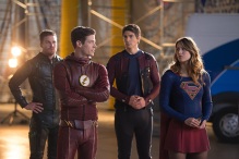 DC's Legends of Tomorrow --"Invasion"-- Image LGN207c_0277.jpg -- Pictured (L-R): Stephen Amell as Oliver Queen, Grant Gustin as Barry Allen, Brandon Routh as Ray Palmer/Atom and Melissa Benoist as Kara/Supergirl -- Photo: Diyah Pera/The CW -- ÃÂ© 2016 The CW Network, LLC. All Rights Reserved